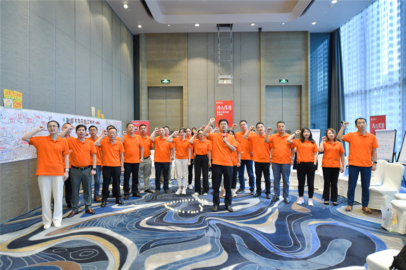 NIK_0776.jpg NIK_0776.jpg